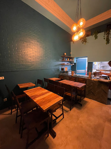 Restaurant TAAVA - Restaurant street food méditerranéen à Paris