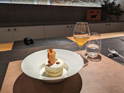 Restaurant WAGYU CAVE à Paris